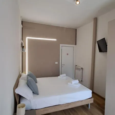 Tanari Centro & Fiera Pensjonat *